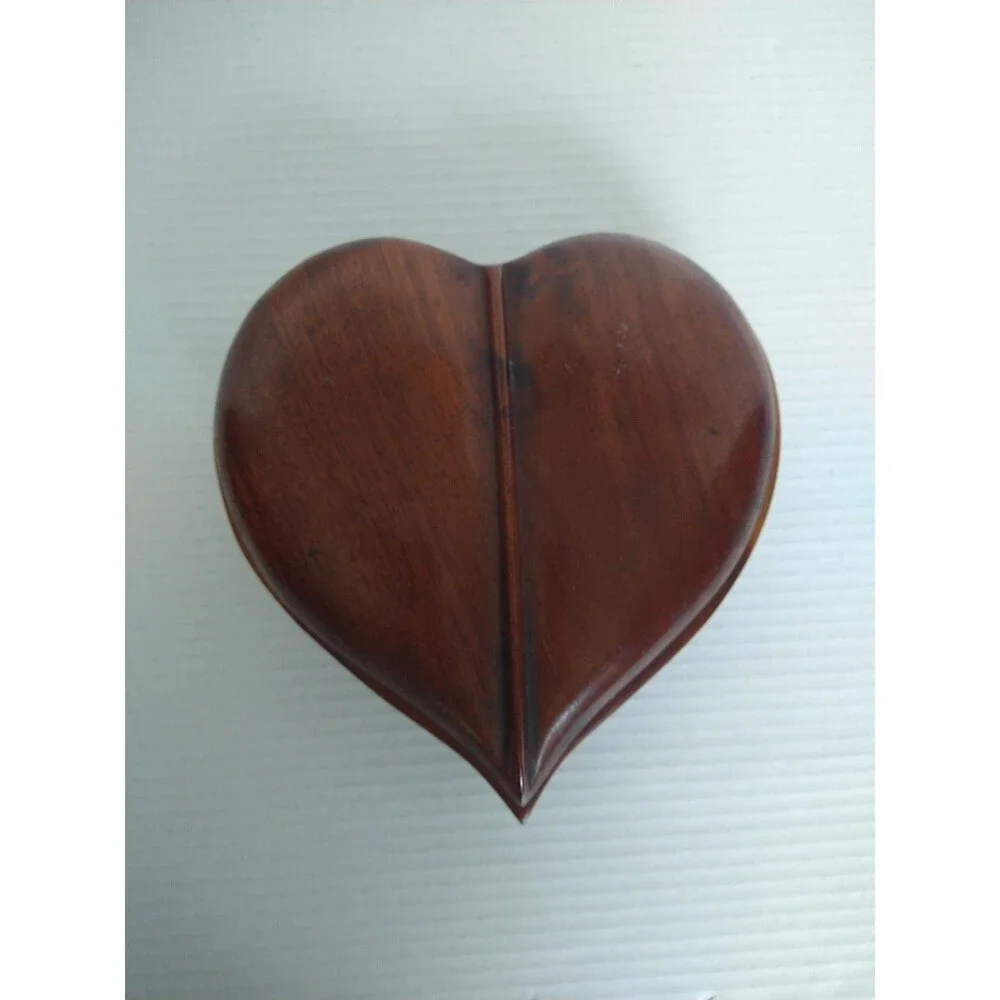 Vintage Handmade Smooth Wooden Heart Shaped Box Jewelry Trinket Dresser Decor